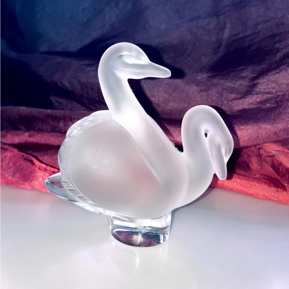 Lalique Deux Cygnes or Two Swans